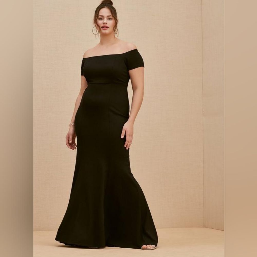 Torrid Black Ponte Off The Shoulder Gown Size 24
